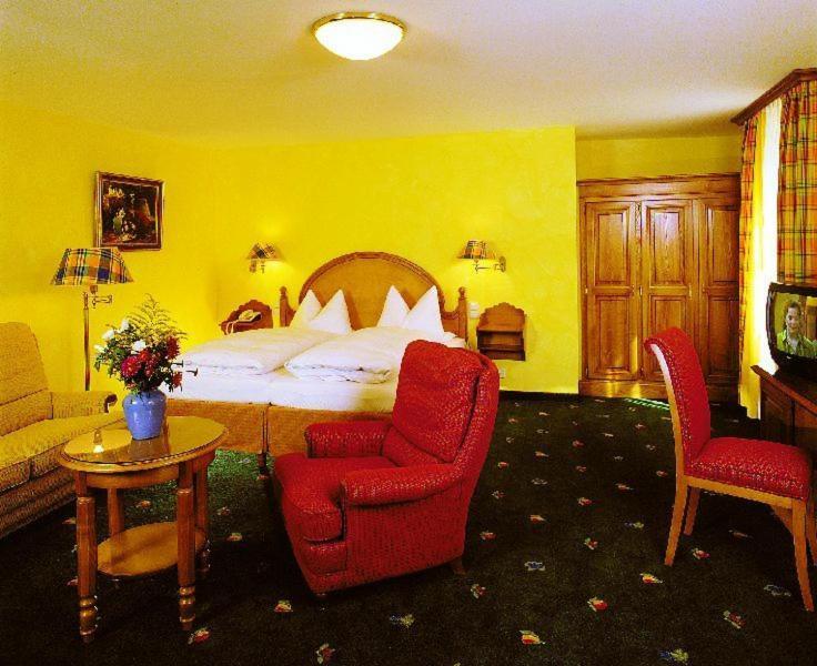 Hotel Wilder Mann Кёнигштайн Номер фото